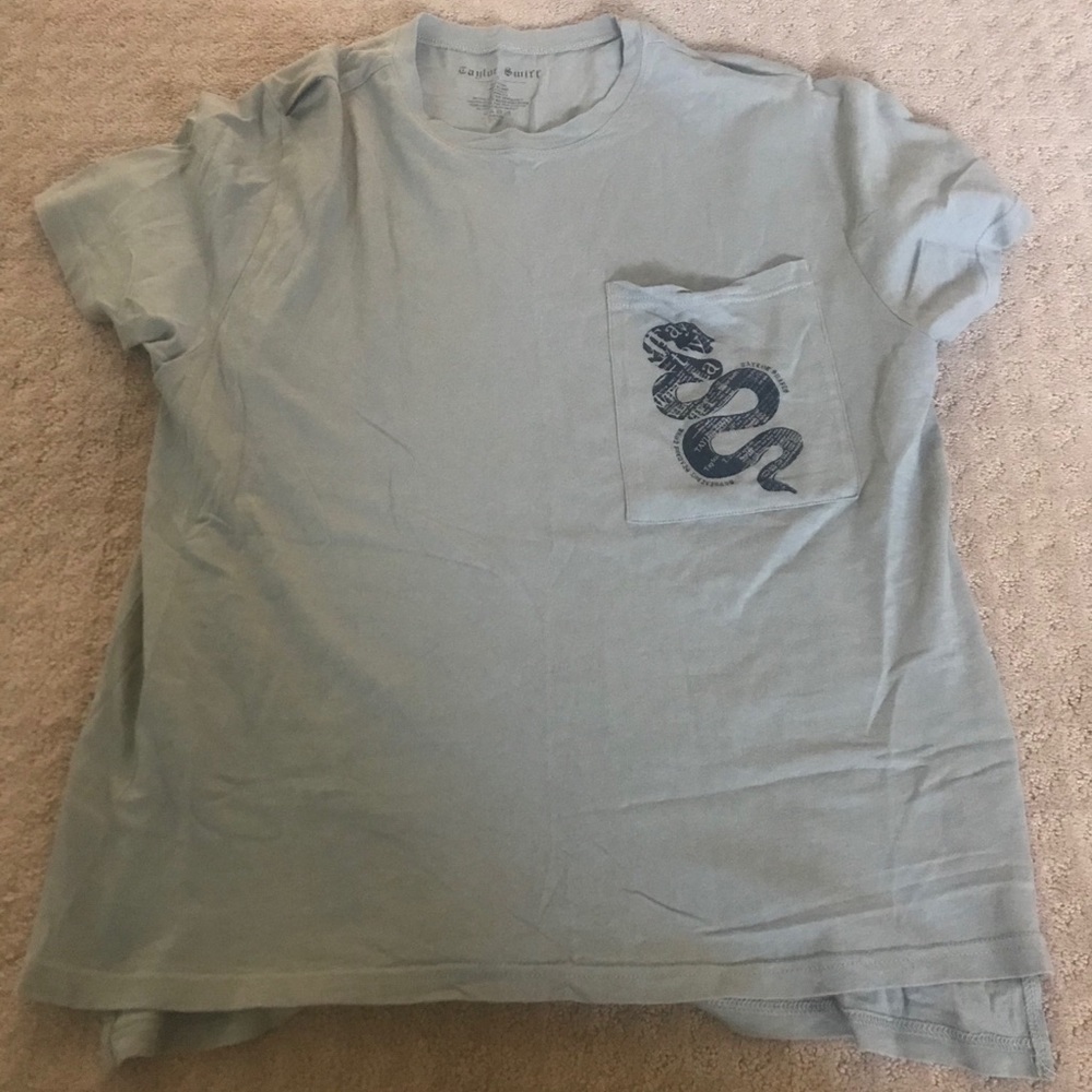RARE Taylor Swift reputation Tour shirt